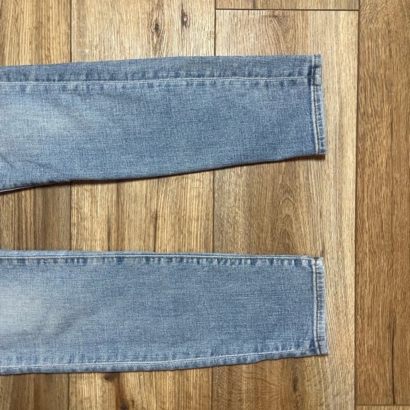 J.Crew 10" high-rise skinny jeans Ainsworth Light Wash - Picture 2 of 9